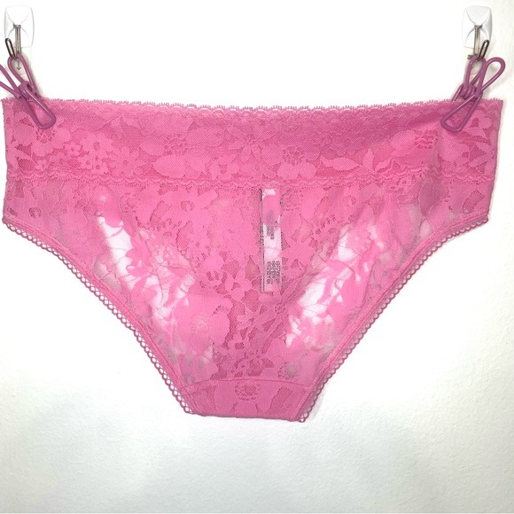Victoria’s Secret All Over Lace Lacy Hiphugger Panties Panty Size M Medium NWOT - Picture 2 of 2